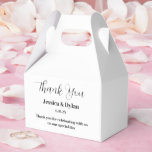 Caixa de Guloseimas para Festa<br><div class="desc">A caixa de lembrancinhas para festa é mostrada em uma cor branca elegante.
Personalize este item e mude o texto de exemplo para o seu.
Dica: Basta adicionar suas ótimas guloseimas e adicionar uma fita festiva.</div>