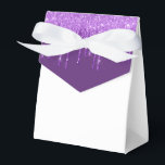 Caixa de guloseimas para festa com gotejamento de<br><div class="desc">Caixa de favor de festa é mostrada com uma impressão de gotejamento de brilho falso roxo na aba frontal. 
Perfeita para dar guloseimas de presente. Personalize este item ou compre como está.
Dica: Adicione suas ótimas guloseimas e um laço fofo.




Impressão Licenciada</div>