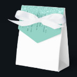 Caixa de Presente de Brilho Drip Festa<br><div class="desc">A caixa de lembrança da festa é mostrada com uma impressão de brilho falso na cor aqua na aba frontal.
Perfeita para dar presentes. Personalize este item ou compre como está.
Dica: Basta adicionar seus ótimos presentes e adicionar um laço fofo.
Impressão Licenciada</div>