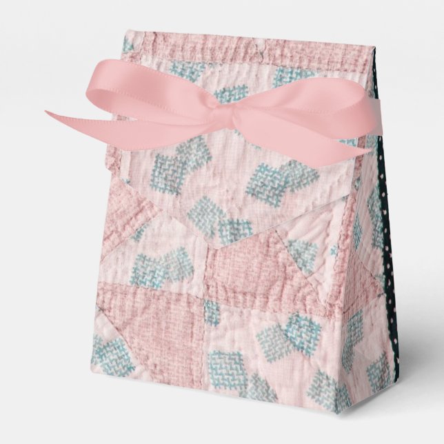 Caixa de presente falsa acolchoada (Frente)