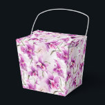 Caixa de Presentes da Festa de Orquídeas<br><div class="desc">A caixa de lembrancinhas é mostrada com uma linda estampa floral de orquídeas roxas.
Personalize este item ou compre como está.
Dica: Basta adicionar seus ótimos presentes e adicionar uma fita festiva.
Imagem Licenciada</div>