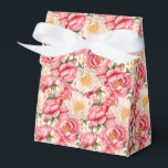 Caixa de Presentes da Festa de Peônias Rosa<br><div class="desc">A caixa de lembrancinhas da festa é mostrada com uma linda estampa floral de peônias rosa. 
Personalize este item ou compre como está.
Dica: Basta adicionar seus ótimos presentes e adicionar alguma fita festiva.



Imagem Licenciada</div>