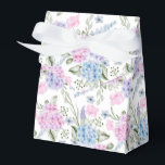 Caixa de Presentes para Festa com Estampa de Hortê<br><div class="desc">Caixa de lembrancinha é mostrada com uma estampa floral de hortênsias. 
Personalize este item ou compre como está.
Dica: Basta adicionar seus ótimos presentes e adicionar um laço festivo.</div>