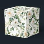 Caixa de Tratamento de Favor Floral<br><div class="desc">A caixa de tratamento favorito do partido é mostrada com um adorável impressão floral rosa branco. Personalize este item ou comprar como está. Dica: Apenas adicione as guloseimas de excelente e adicione uma fita festiva. Imagem licenciada</div>