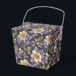 Caixa de Tratamento de Favor Floral<br><div class="desc">A caixa de tratamento favorita do partido é mostrada com um adorável impressão floral multicolorido roxo. Personalize este item ou comprar como está. Dica: Apenas adicione as guloseimas de excelente e adicione uma fita festiva. Imagem licenciada</div>