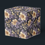 Caixa de Tratamento de Favor Floral<br><div class="desc">A caixa de tratamento favorita do partido é mostrada com um adorável impressão floral multicolorido roxo. Personalize este item ou comprar como está. Dica: Apenas adicione as guloseimas de excelente e adicione uma fita festiva. Imagem licenciada</div>