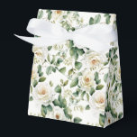 Caixa de Tratamento de Favor Floral<br><div class="desc">A caixa de tratamento favorito do partido é mostrada com um adorável impressão floral rosa branco. Personalize este item ou comprar como está. Dica: Apenas adicione as guloseimas de excelente e adicione uma fita festiva. Imagem licenciada</div>