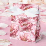 Caixa de Tratamento de Partes<br><div class="desc">A caixa de favoritos do partido é mostrada em um bonito impressão floral cor-de-rosa. Personalize este item e adicione-o ou comprar conforme mostrado. Dica: adicione um adesivo com nomes e adicione uma fita bonito. Dica de Imagem Licenciada: Basta adicionar suas guloseimas de excelente e adicionar alguma fita festiva.</div>