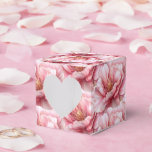 Caixa de Tratamento de Partes<br><div class="desc">A caixa de favoritos do partido é mostrada em um bonito impressão floral cor-de-rosa. Personalize este item e adicione-o ou comprar conforme mostrado. Dica: adicione um adesivo com nomes e adicione uma fita bonito. Dica de Imagem Licenciada: Basta adicionar suas guloseimas de excelente e adicionar alguma fita festiva.</div>