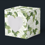 Caixa de Tratamento do Partido da Impressão Hydran<br><div class="desc">A caixa de favor do partido é mostrada com um impressão floral branco de hydrangea. Personalize este item ou comprar como está. Dica: Apenas adicione as guloseimas de excelente e adicione uma fita festiva. Imagem licenciada</div>