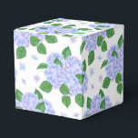 Caixa de Tratamento do Partido da Impressão Hydran<br><div class="desc">A caixa de favor do partido é mostrada com um impressão floral hydrangea. Personalize este item ou comprar como está. Dica: Apenas adicione as guloseimas de excelente e adicione uma fita festiva.</div>