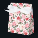 Caixa de Tratamento do Partido das Rosas Rosa<br><div class="desc">A caixa de favoritos da festa é mostrada com uma adorável impressão floral de rosas rosa. Personalize este item ou comprar como está. Dica: Apenas adicione as guloseimas de excelente e adicione uma fita festiva. Imagem licenciada</div>