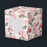 Caixa de Tratamento do Partido das Rosas Rosa<br><div class="desc">A caixa de favoritos da festa é mostrada com uma adorável impressão floral de rosas rosa. Personalize este item ou comprar como está. Dica: Apenas adicione as guloseimas de excelente e adicione uma fita festiva. Imagem licenciada</div>