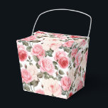 Caixa de Tratamento do Partido das Rosas Rosa<br><div class="desc">A caixa de favoritos da festa é mostrada com uma adorável impressão floral de rosas rosa. Personalize este item ou comprar como está. Dica: Apenas adicione as guloseimas de excelente e adicione uma fita festiva. Imagem licenciada</div>