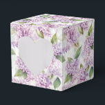 Caixa de Tratamento do Partido Impressão Lilacs<br><div class="desc">A caixa de favor do partido é mostrada com um impressão floral de lilases. Personalize este item ou comprar como está. Dica: Apenas adicione as guloseimas de excelente e adicione uma fita festiva. Imagem licenciada</div>