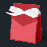 Caixa Favorita Vermelha Tomate Personalizada com T<br><div class="desc">Traga elegância sem esforço para a sua próxima celebração com esta caixa de lembrancinhas personalizável em tons duplos de Vermelho Tomate. Com uma frente lisa de textura mate e uma tampa e painéis laterais com efeito “ruído” cintilante, esta caixa combina um design limpo com uma sofisticação de luxo. Seu tamanho...</div>