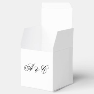 Caixa feita sob encomenda do favor do casamento