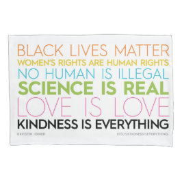 Caixa #KindnessIsEverything do travesseiro