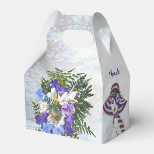 Caixa presente de buquê de Jacaranda e Lírio