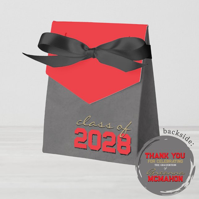 Caixas para presentes Douradas de Graduação em Qua (Red & Bronze Gold Chalkboard Graduation Favor Boxes. With Personalization on Back)