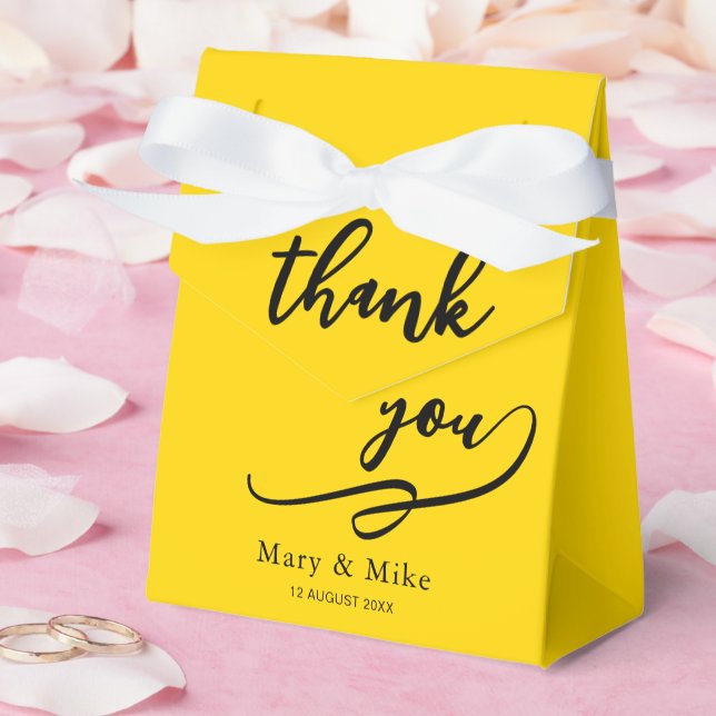 Caixas Pequenas Douradas de Agradecimento para Pre (Casamento)