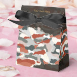 Caixas Personalizadas de Camuflagem de Outono Rúst<br><div class="desc">Celebre a temporada com esta caixa de camuflagem de outono marrom. Ótima para casamentos rústicos,  festivais de outono,  acampamentos e festas temáticas do exército. Personalize e preencha com pipoca,  nozes ou doces para dar aos seus convidados um presente sazonal aconchegante.</div>