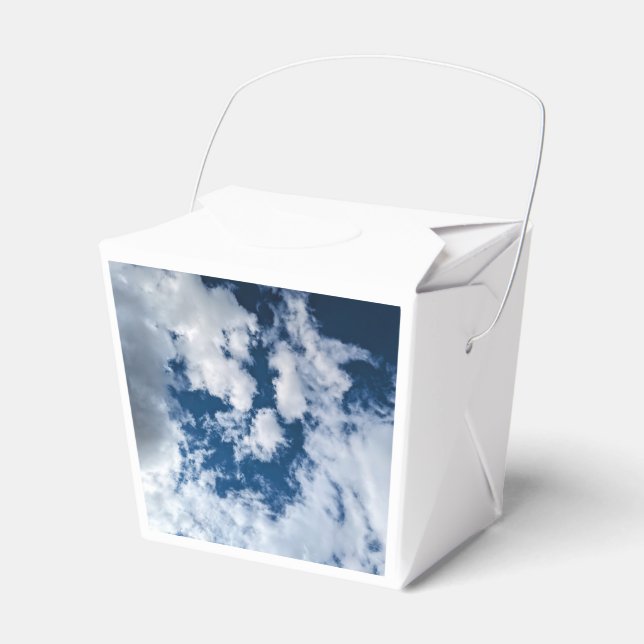 Caixinha De Lembrancinhas A swirl in the clouds (Frente)