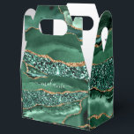 Caixinha De Lembrancinhas Ágata Verde Dourado Brilho Geodo Mármore Seu Nome<br><div class="desc">Ágata Verde Dourado Brilho Geodo Mármore Nome Personalizado Esmeralda Brilho Presente de Aniversário - Aniversário ou Casamento / Suprimentos - Adicione Seu Nome - Texto ou Remova - Faça Seu Presente Especial - Redimensione e mova ou remova e adicione texto / elementos com a ferramenta de personalização. Desenhado por MIGNED....</div>