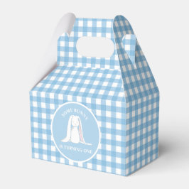 Caixinha De Lembrancinhas Algum Coelhinho tem Um Aniversário de Gingham Azul