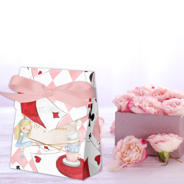 Caixinha De Lembrancinhas Alice no Chá de fraldas da Terra Maravilha (Criador carregado)