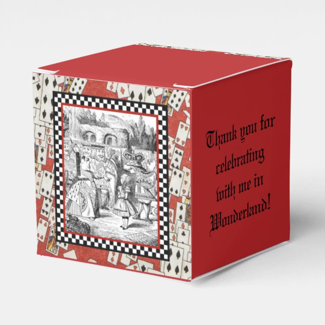 Caixinha De Lembrancinhas Alice no pátio da Rainha 1 (Frente)