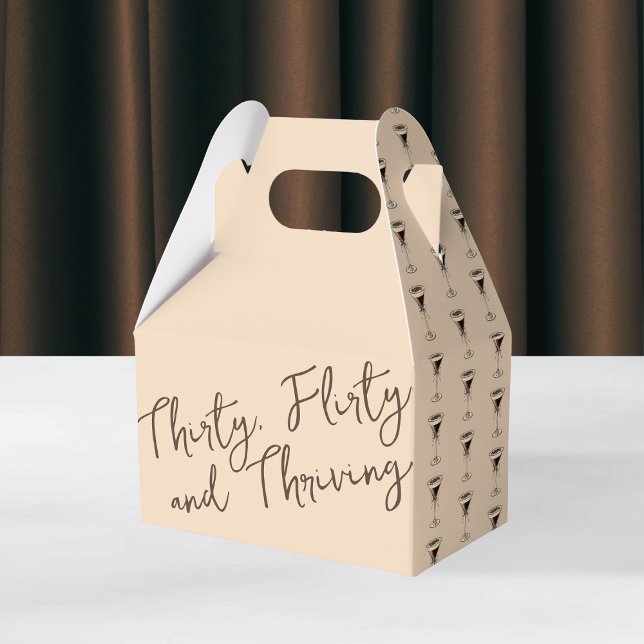 Caixinha De Lembrancinhas Aniversário de 30 anos de Cocktail 300000000 (Thirty Flirty and Thriving Cocktail 30th Birthday Favor Boxes)