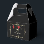 Caixinha De Lembrancinhas Aniversário de 50 anos Gold Art Deco Vegas Casino<br><div class="desc">QUALQUER IDADE! Design de cartão Glam, Royal, Vintage, tema Great Gatsby e Casino. Apresenta um estilo Great Gatsby, forma Art Deco dos anos 20 de Hollywood, faux gold freer-de-lis real, fontes vintage, um par de dados, bem como naipes de cartas com bordas douradas. Use a ferramenta Personalizar para adicionar suas...</div>