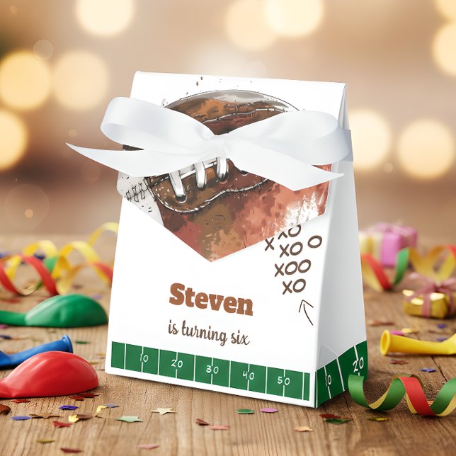 Caixinha De Lembrancinhas Aniversário de criança de bola de futebol american (Criador carregado)