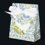 Caixinha De Lembrancinhas Azulejo Azul Italiano Limão<br><div class="desc">Azulejo Azul Italiano Limão
Mediterrâneo,  casamento de verão,  limões,  flores de limoeiro,  citrinos,  azul marinho e amarelo,  Casamento Azulejo Azul Italiano Limão,  isso é amor,  costa amalfi,  positano</div>