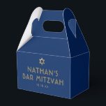 Caixinha De Lembrancinhas Bar minimalista moderno Bat Mitzvah Azul Dourado<br><div class="desc">O elegante bar clássico azul e dourado mitzvah ou bat mitzvah personalizou caixas de favores elegantes em azul e ouro com nome personalizado, data e Estrela de David. Clique em 'personalizar mais' para editar fontes e cores e design. Entre em contato com o Designer de Zazzle de Forma de Papel...</div>