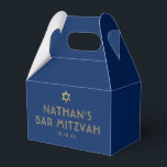 Caixinha De Lembrancinhas Bar minimalista moderno Bat Mitzvah Azul Dourado<br><div class="desc">O elegante bar clássico azul e dourado mitzvah ou bat mitzvah personalizou caixas de favores elegantes em azul e ouro com nome personalizado, data e Estrela de David. Clique em 'personalizar mais' para editar fontes e cores e design. Entre em contato com o Designer de Zazzle de Forma de Papel...</div>