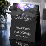 Caixinha De Lembrancinhas Bola de Disco da Festa de aniversário Roxa 70 Obri<br><div class="desc">Elevem sua celebração de 70 com nossa Caixa de Favor da Bola de Disco Roxo 60º Festa de aniversário 70. Esta caixa de favoritos captura a essência da era da discoteca, fazer-a a escolha perfeita para uma cesta temática na discoteca ou qualquer evento onde você queira infundir um toque de...</div>