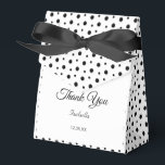 Caixinha De Lembrancinhas Bolinhas Negras Elegantes em Festa Branca<br><div class="desc">Bolinhas pretas chic na caixa de favoritos do partido branco.</div>
