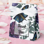 Caixinha De Lembrancinhas Borboletas florais magenta púrpura de ameixa de vi<br><div class="desc">Perfeito para eventos de primavera, verão, inverno ou outono. Trabalho de arte de flores roxas do estilo vintage elegante para ocasiões de temas botânicos, boho, jardim e florais. Para acessar as ferramentas de edição mais avançadas, role para baixo até "Clique para personalizar mais". Assim que estiver na ferramenta design do...</div>