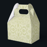 Caixinha De Lembrancinhas Borragem Macia Verde William Morris Casamento<br><div class="desc">Este lindo padrão antigo é baseado no design de papel de parede Borragem de William Morris de meados de 1800. Um padrão encantador para presentes suaves e bonitos, casamentos tradicionais e celebrações, é sutil e magnífico.</div>