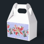 Caixinha De Lembrancinhas Boxes de Bolo Lilac Floral Lily Roxo<br><div class="desc">Púrpura Lilac Pansy Floral Lily floresce Caixas De Bolo De Casamento. Projetado a partir de uma das minhas pinturas aquáticas.</div>