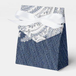 Caixinha De Lembrancinhas Calça Jeans e Renda Branca Casamento Elegante de N