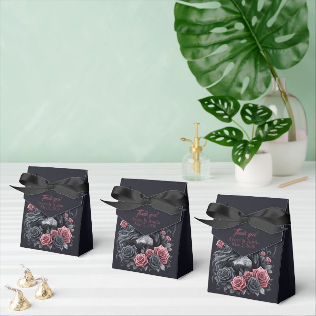 Caixinha De Lembrancinhas Casal de Casamento Gótico Preto e Rosa (Múltiplo)