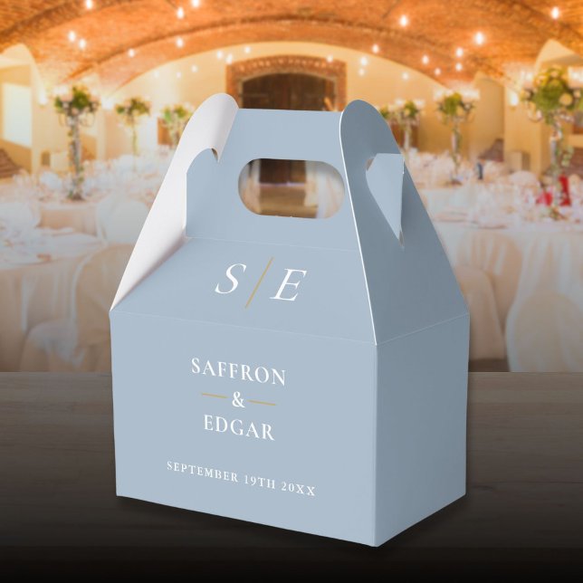 Caixinha De Lembrancinhas Casamento com Monograma Azul Poeira e Dourado (Dusty Blue And Gold Monogram Wedding Favor Boxes)