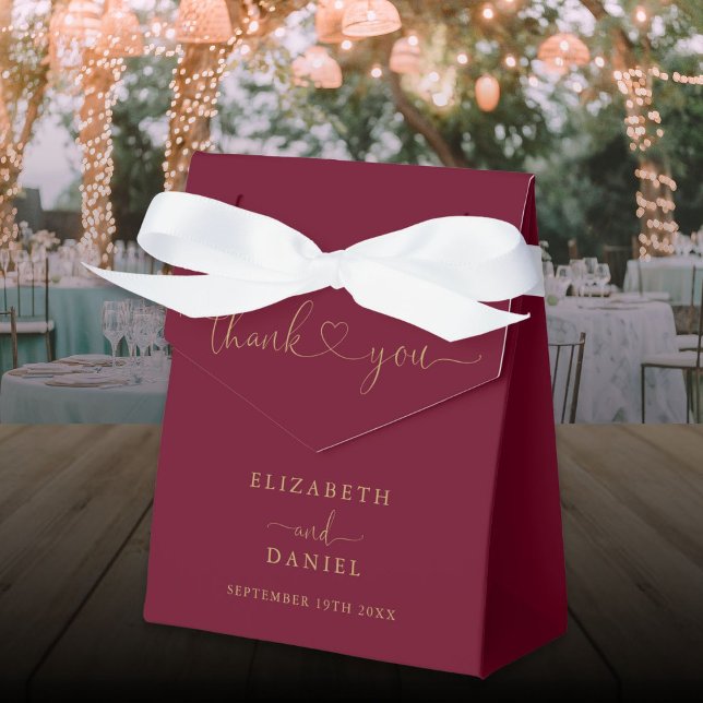 Caixinha De Lembrancinhas Casamento De Elegante Burgundy E Dourado Script De (Elegant Burgundy And Gold Heart Script Wedding Favor Boxes)