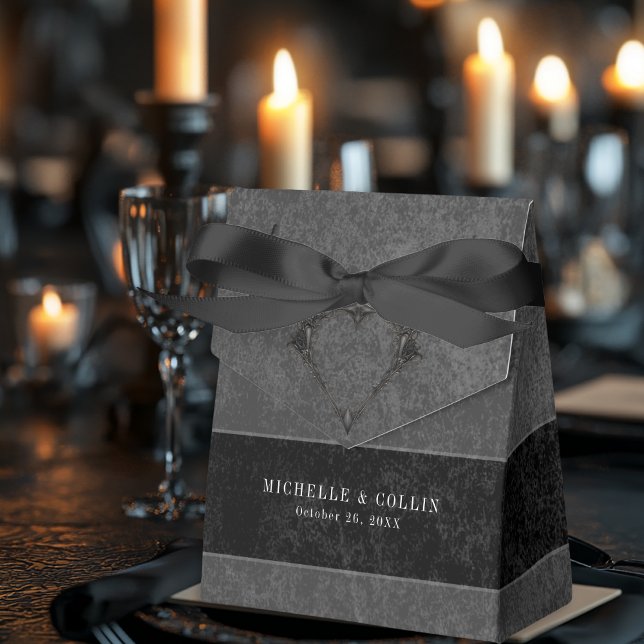 Caixinha De Lembrancinhas Casamento de Rosas Pretos Góticos Raven e Pretos (Criador carregado)