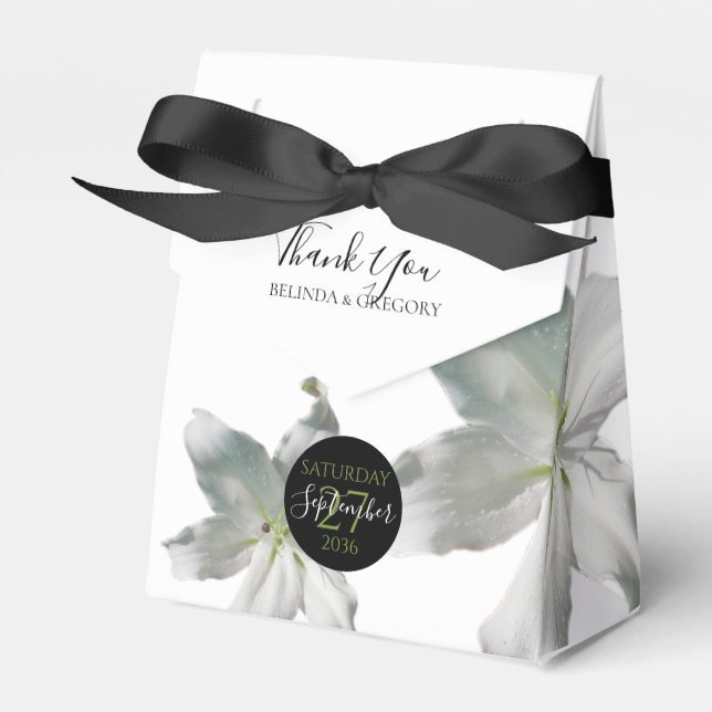 Caixinha De Lembrancinhas Casamento dos Lírios Brancos Elegantes (Frente)