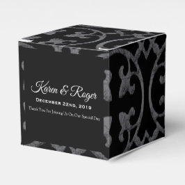 CAIXINHA DE LEMBRANCINHAS CASAMENTO PERSONALIZADO EM PRETO E BRANCO FLEUR DE