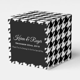 CAIXINHA DE LEMBRANCINHAS CASAMENTO PERSONALIZADO EM PRETO E BRANCO HOUNDSTO